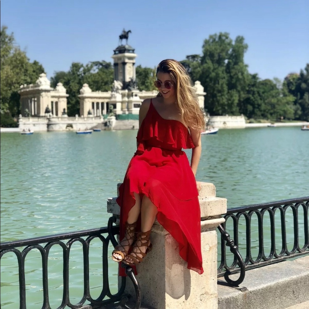 SOLD. KEEPSAKE the Label XS Red Dress